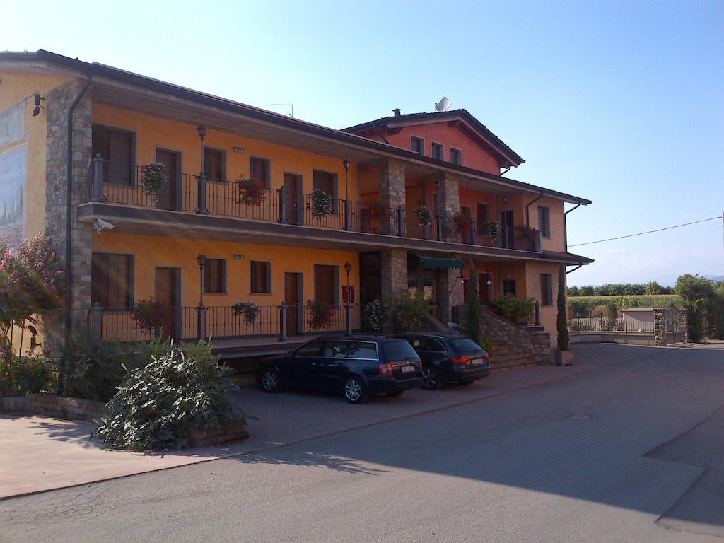 Albergo La Piana Ghedi Екстер'єр фото